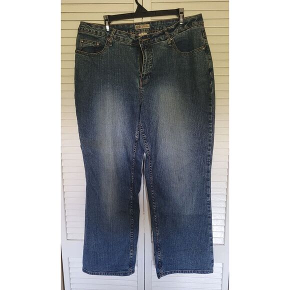 Faded Glory Long Jeans Comfortable, Stylish and Classic Denim for Everyday Wear - Picture 1 of 3